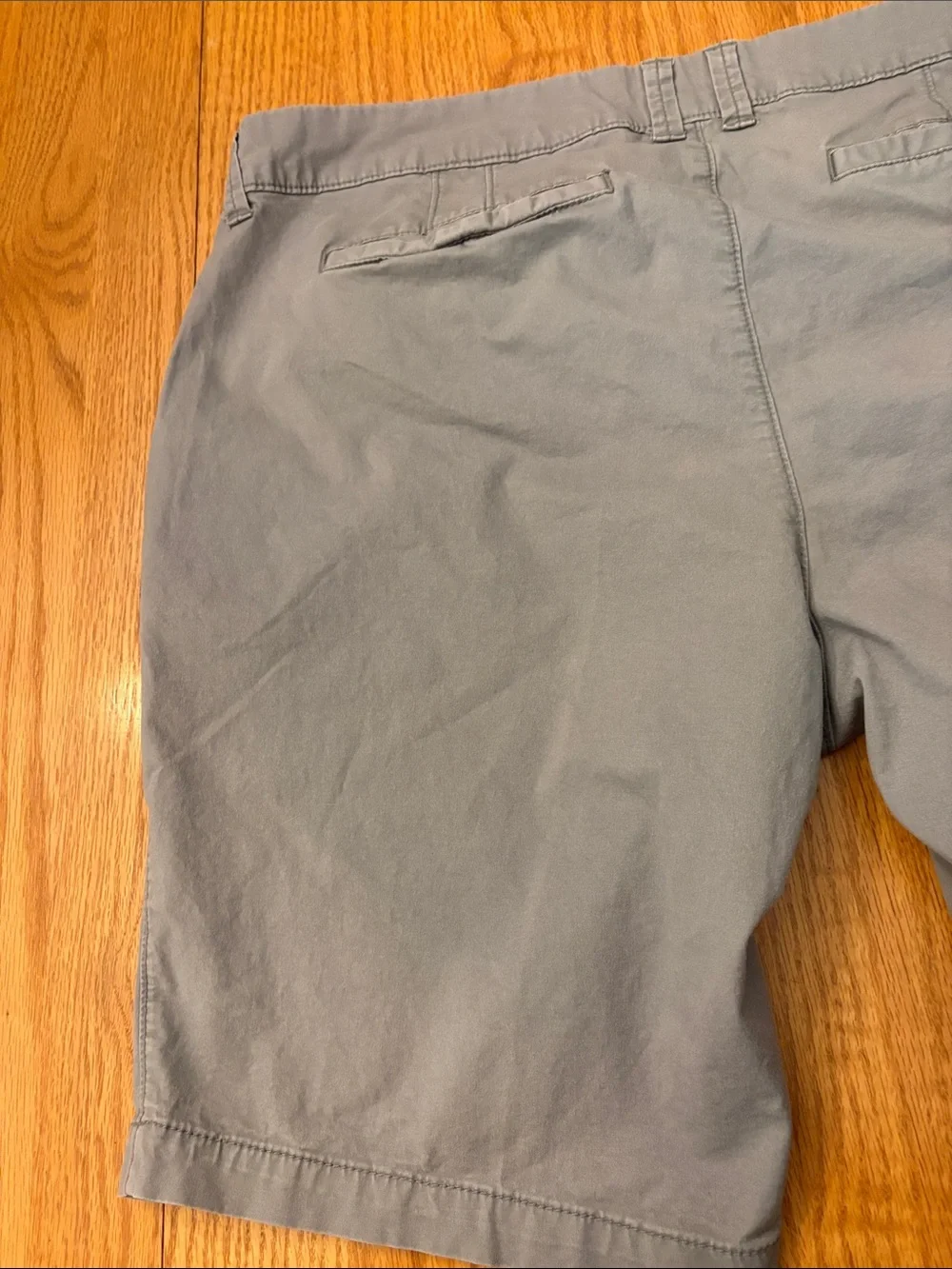 Old Navy Light Gray Women's Bermuda Shorts